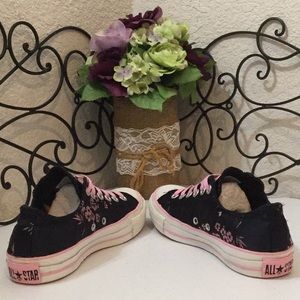 scarpe esclusive grandi affari 2017 varietà larghe Converse Shoes | Allstarkimonolow Tops | Poshmark scarpe esclusive grandi affari 2017 varietà larghe Converse Shoes | Allstarkimonolow Tops | Poshmark